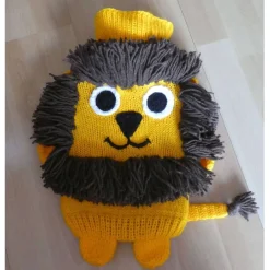 Wärmflaschen^CreativBaer Gestrickter Wärmflaschenbezug - Löwe - inkl. Wärmflasche