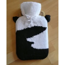 Wärmflaschen^CreativBaer Gestrickter Wärmflaschenbezug - Kuh inkl. Wämflasche