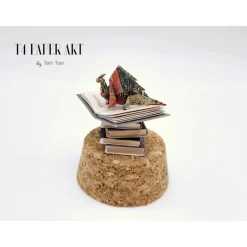 T4PaperArt Glaskugel Diorama Miniaturbücher Magische Tierwesen - Origami Drache - Papierskulpturen