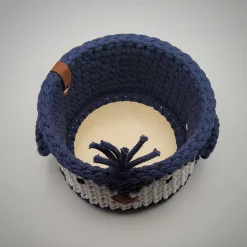 Körbe^ViasHomeDecor Häkelkorb mit Pinguin-Gesicht – Aufbewahrungskorb Kinderzimmer, Geschenkkorb Geburt & Taufe