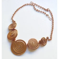 La Sombrilla Kette aus Kupferspiralen