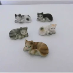 Best SaBienchenshop Miniatur Katzenkorb mit Katze – Deko & Basteln fürs Puppenhaus | Auswahl möglich