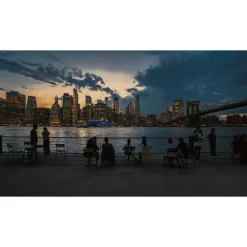 AlsterJuwel Sonnenuntergang Skyline, New York, Foto Datei, Abmessung nach Wunsch, max. Höhe 106,79 cm x Breite 189,79 cm