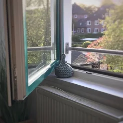 Türstopper^ViasHomeDecor Türstopper gehäkelt mit Schlaufe – auch als Fensterstopper oder Buchstütze